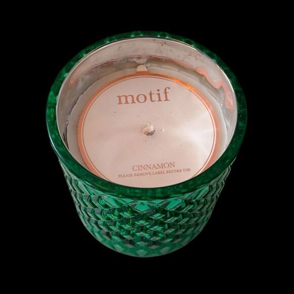 Motif Cinnamon Candle Fabulous‎ Scent 3.5" - Picture 4 of 7